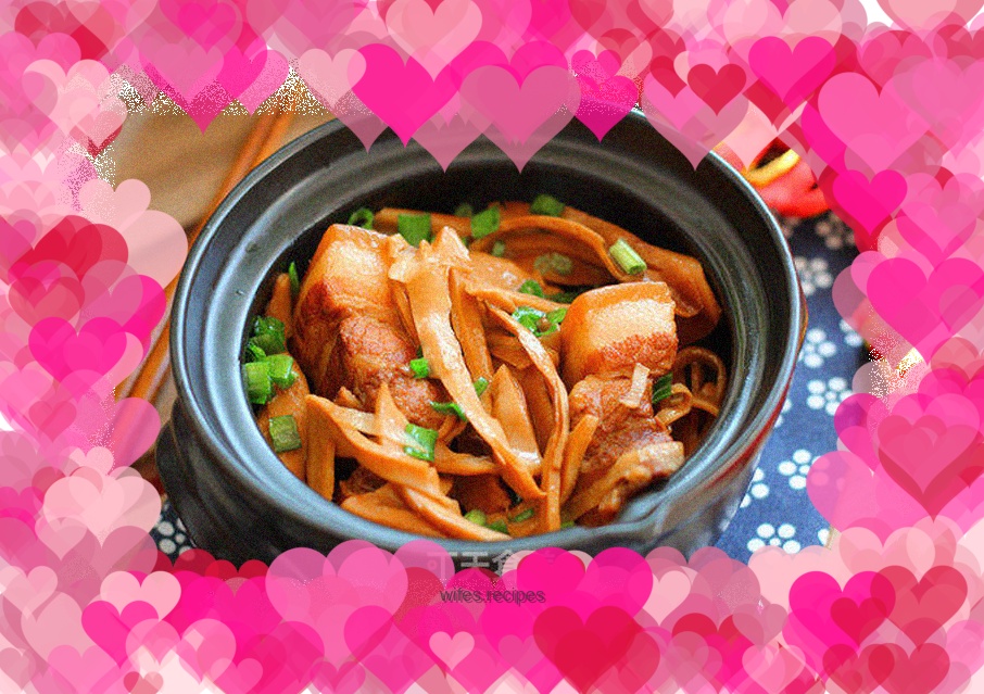 Roasted pork with bamboo shoots