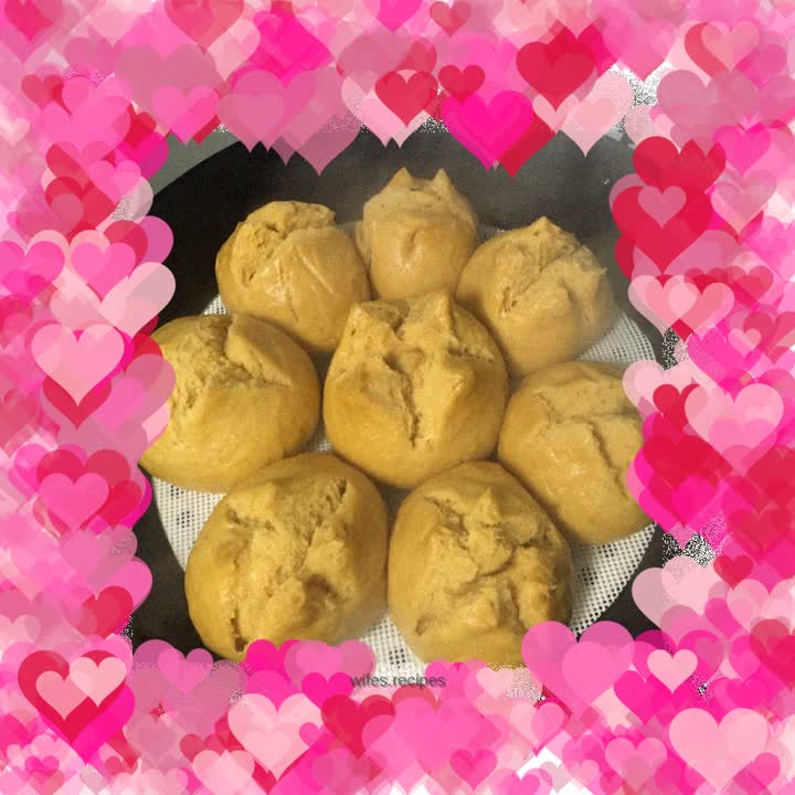 Pumpkin Blossom Steamed Buns