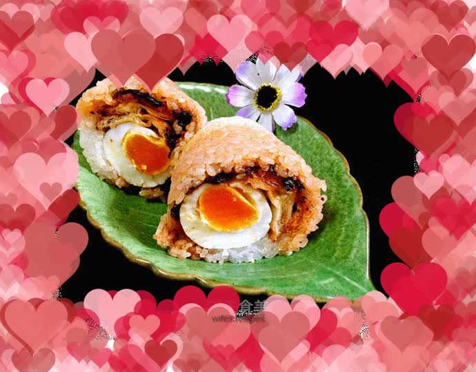 Rice-wrapped fried dough sticks