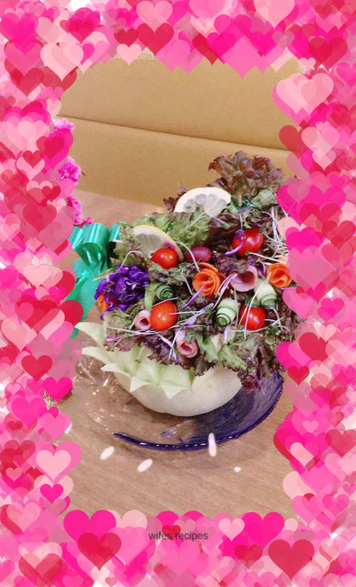 White Melon Bouquet Fruit and Vegetable Salad