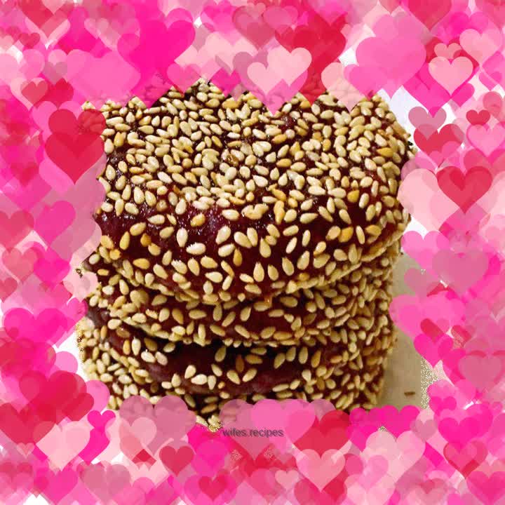 Purple sweet potato and sesame cake