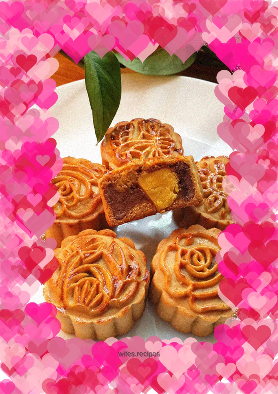 Cantonese style bean paste and egg yolk mooncakes