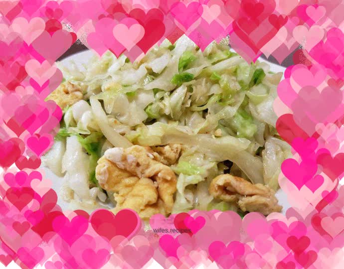 Scrambled eggs with cabbage