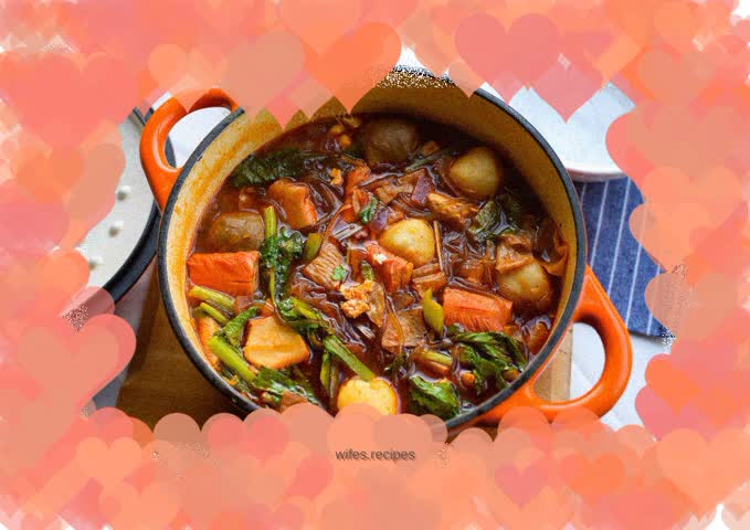 Tomato Sour Soup Pot