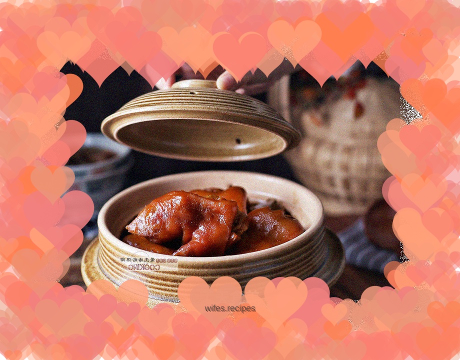 Braised pork trotters