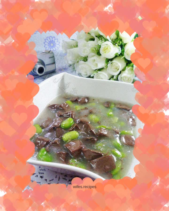 Broad bean meat and goose blood soup