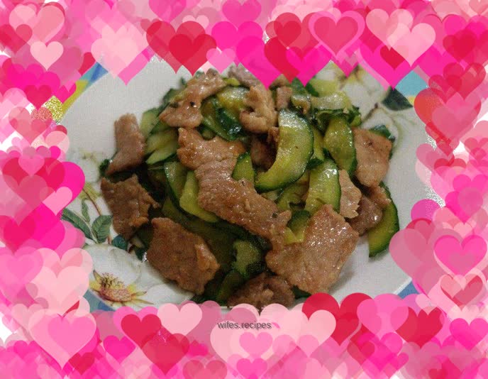 Cucumber meat slices