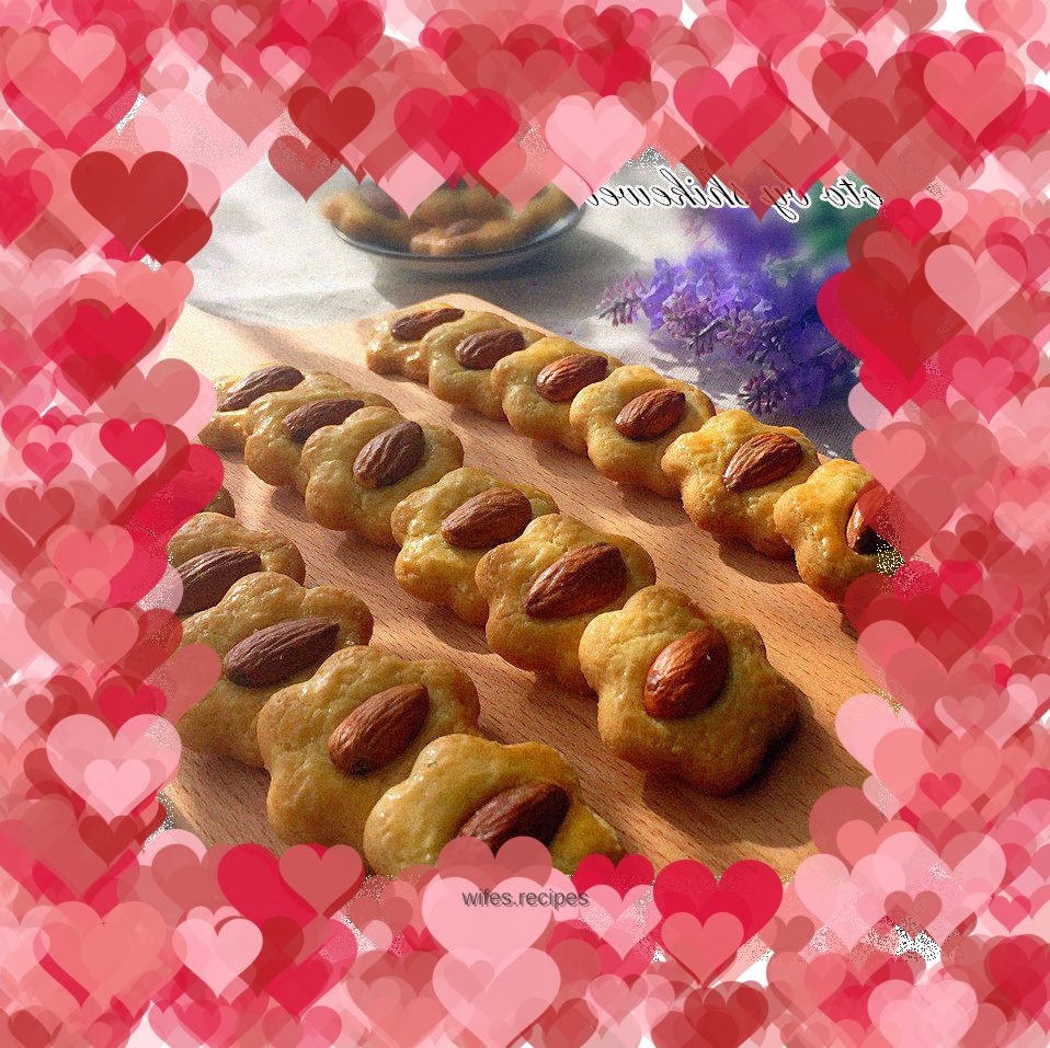 Almond flower cookies