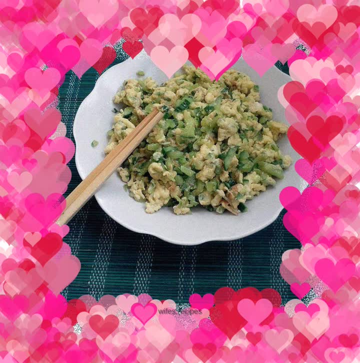 Cucumber scrambled eggs