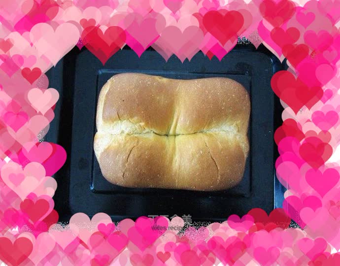Use a bread machine to make delicious bread - bacon rolls