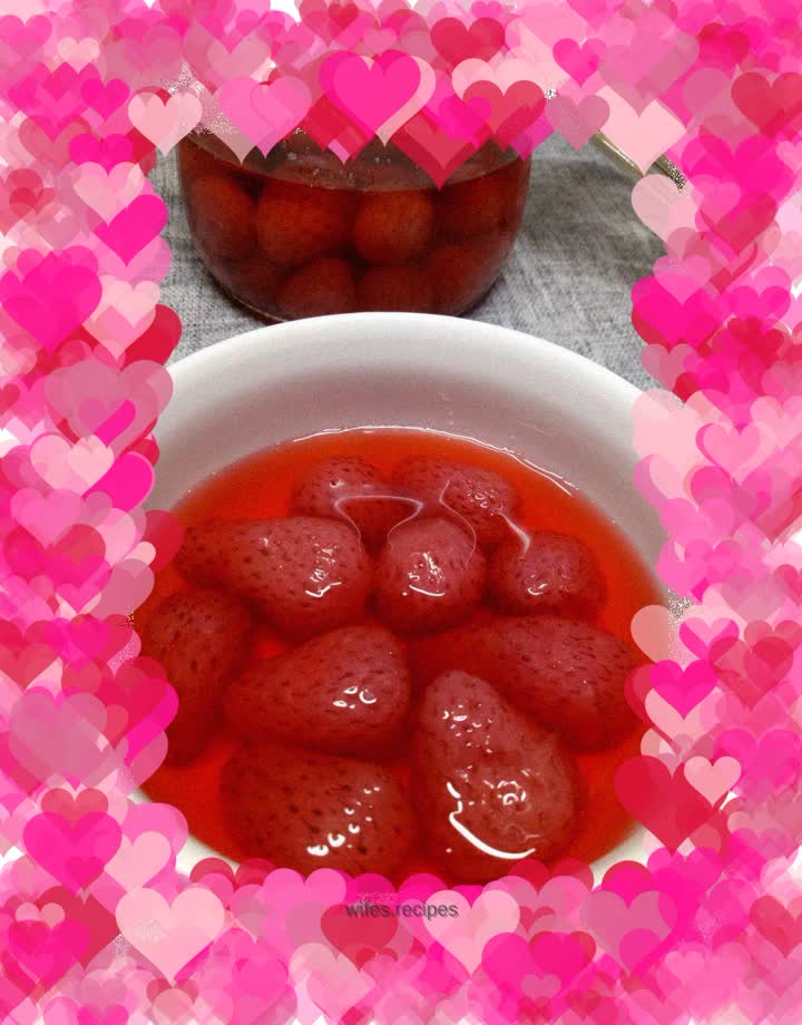 Canned strawberries