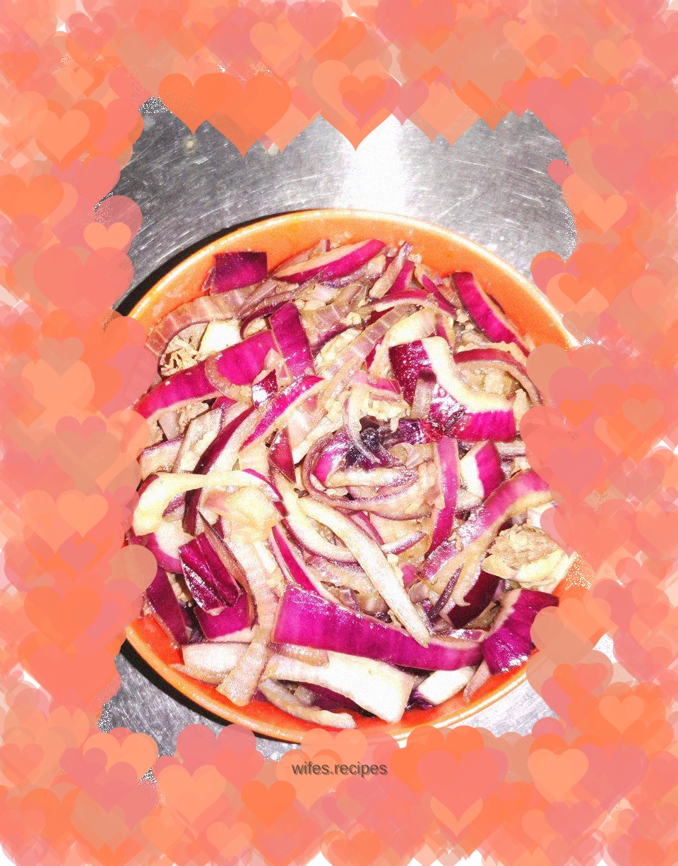 Stir-fried mutton with onions