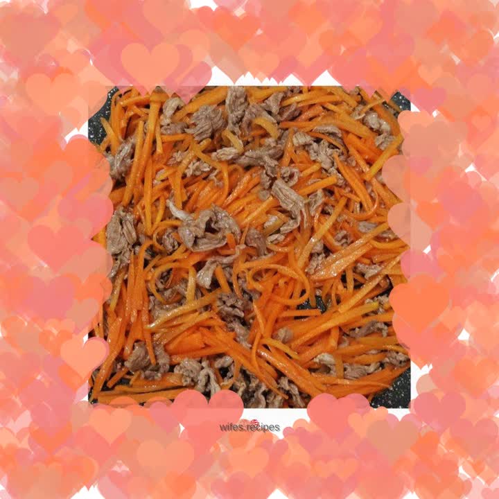 Stir-fried beef with carrots