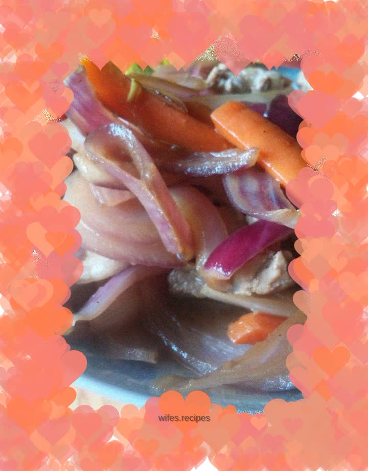 Fried meat with onions