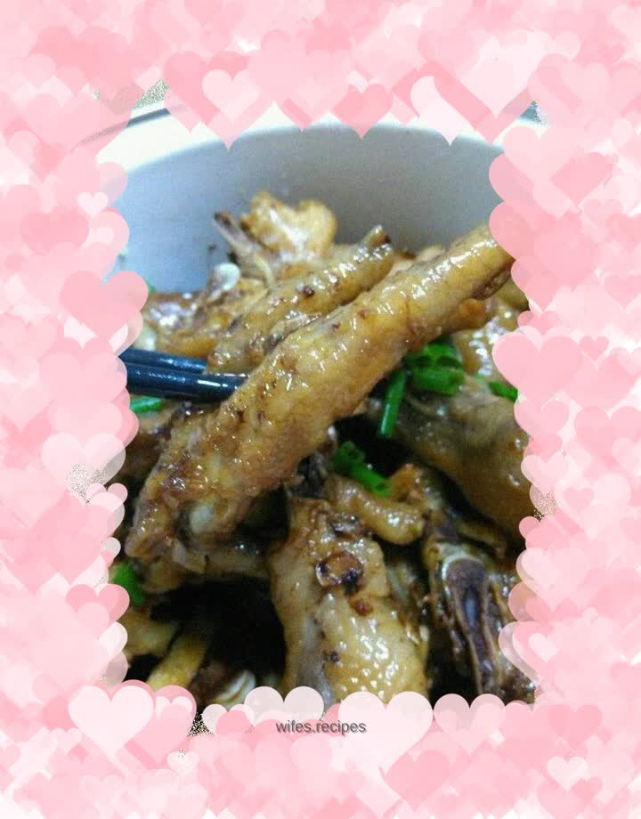Braised chicken feet