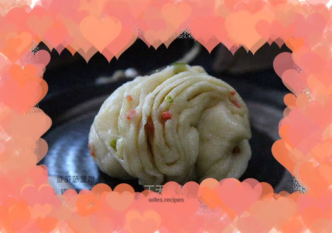 Salt and pepper scallion rolls