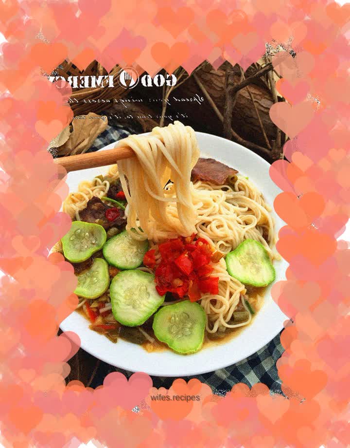 Braised noodles with chopped pepper and mutton sour soup