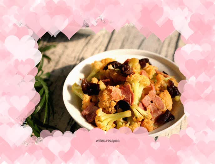 Stir-fried Cauliflower with Bacon