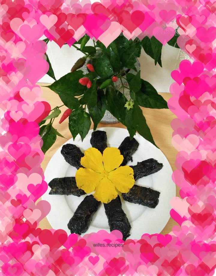 Pan-fried braised pork rolls