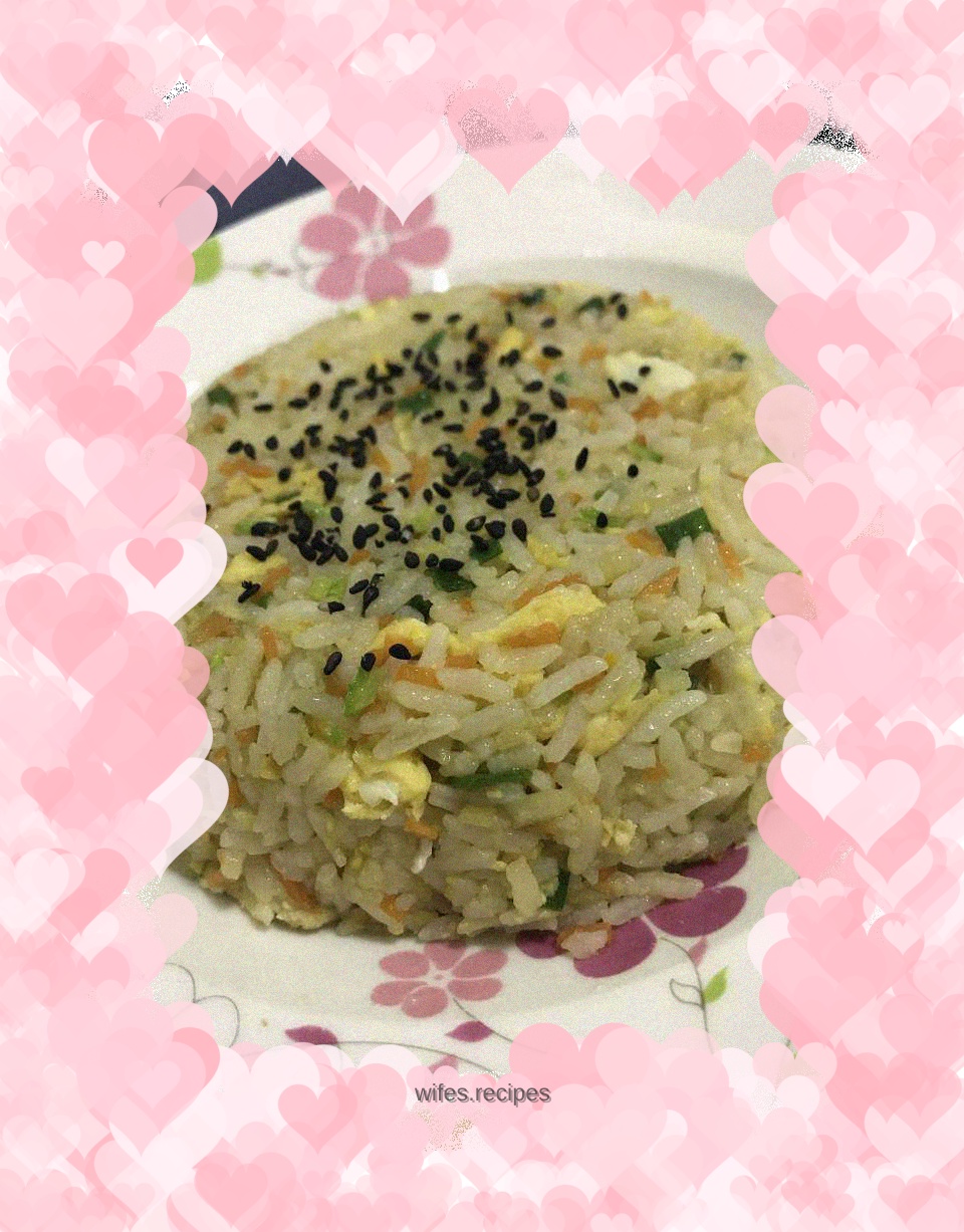 Zucchini, carrot and egg fried rice
