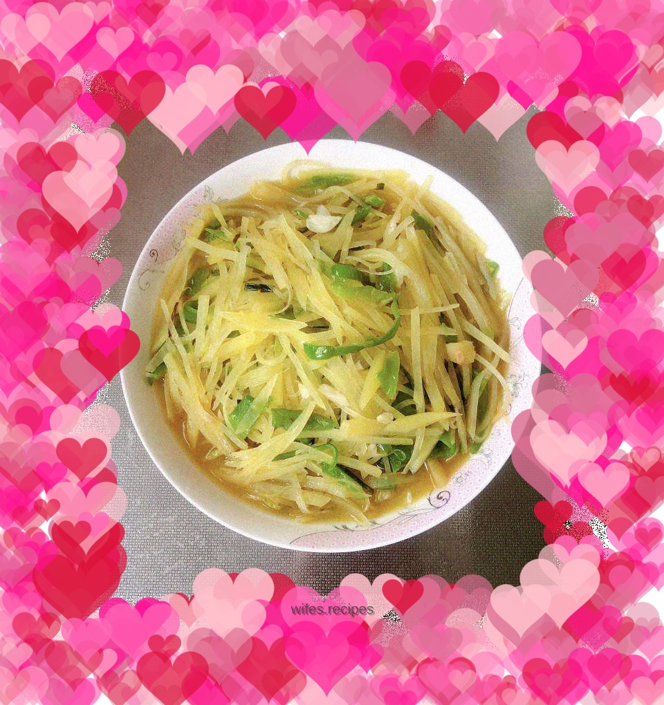 Green pepper and potato shreds