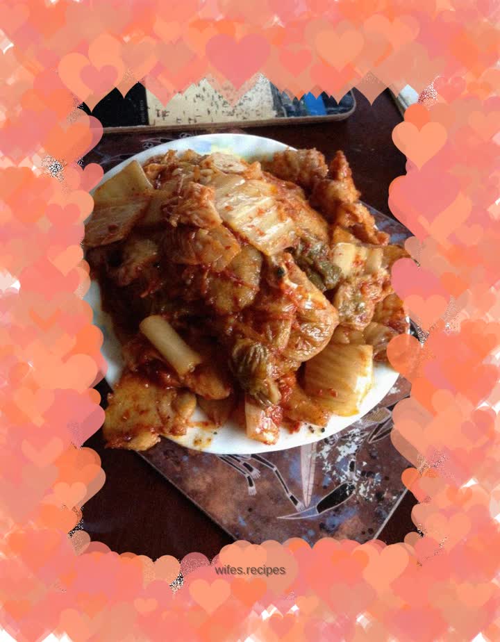 Stir-fried pork belly with spicy cabbage