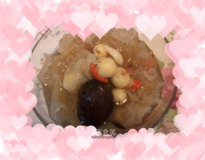 Tremella lotus seed syrup