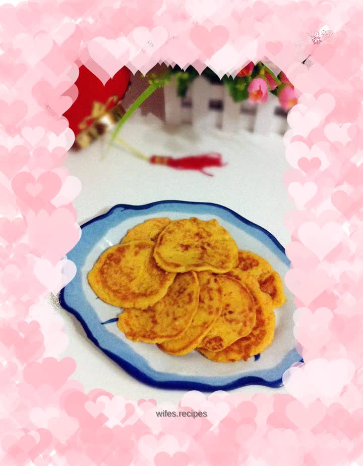 Egg pancake with carrot pulp