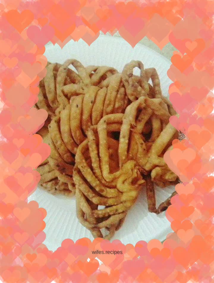 Fried sesame leaves