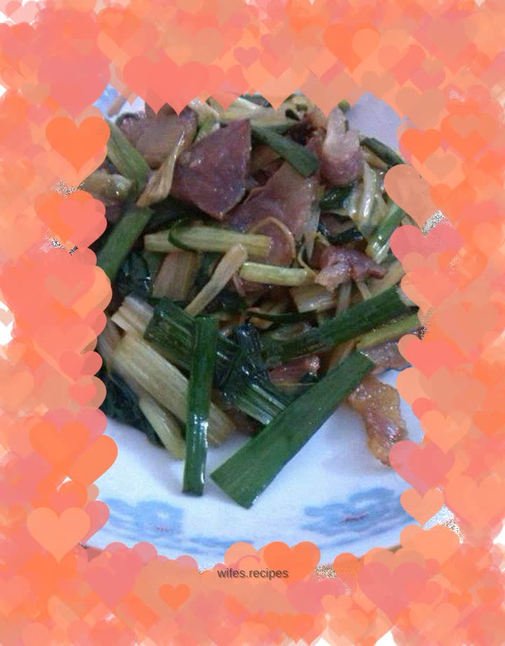Stir-fried bacon with garlic sprouts