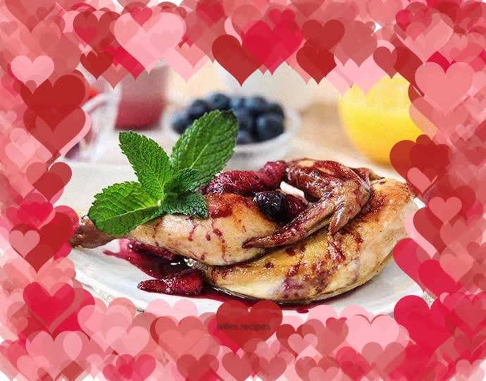 Spring chicken with red wine and wild honeyberries