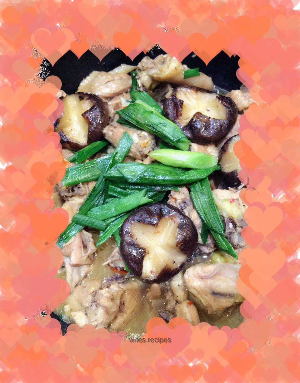 Mushroom stewed chicken
