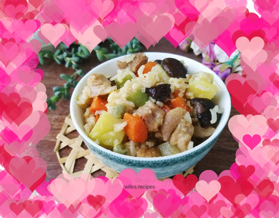 Braised rice with chicken legs, mushrooms and potatoes