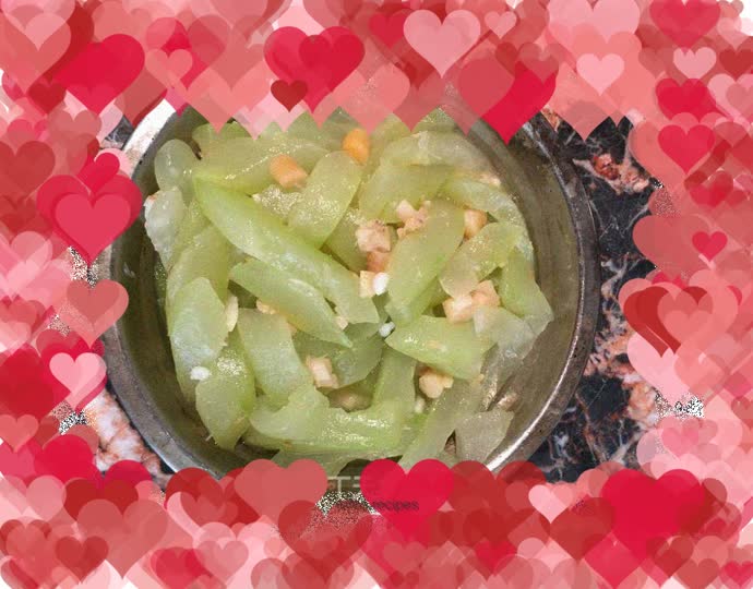 Stir-fried scallops and melon