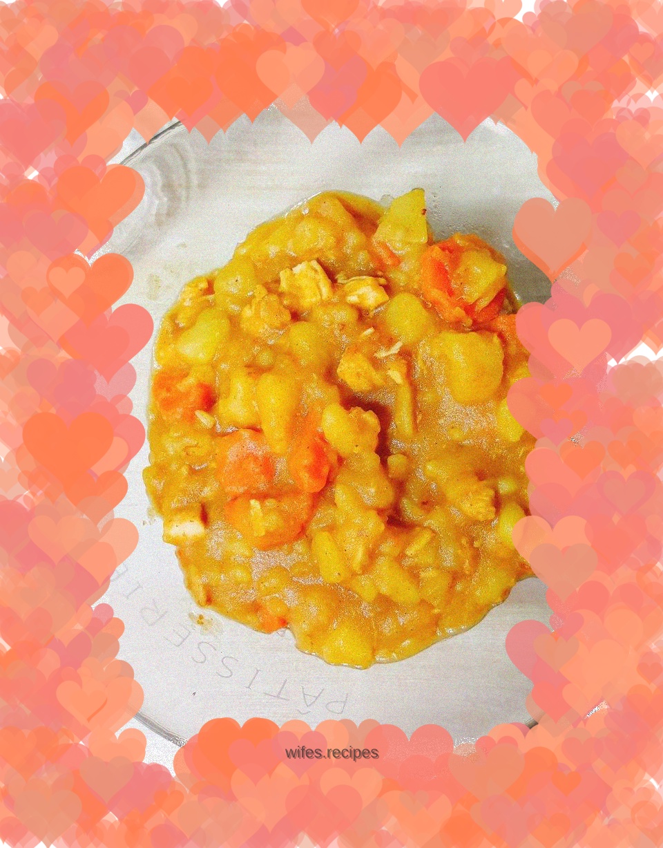 Chicken curry rice (๑>؂<๑) is delicious!