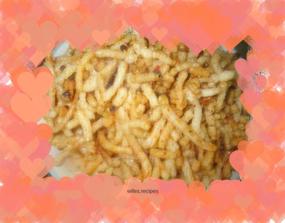 Rice vermicelli and cumin crispy rice noodles