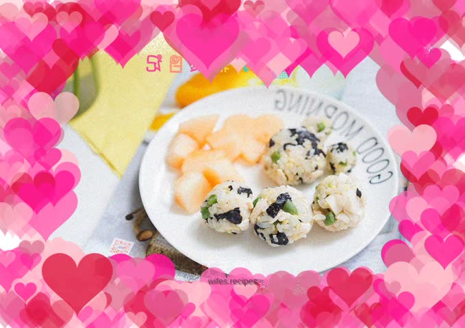 Sausage and seaweed rice balls as complementary food for 12 months and above