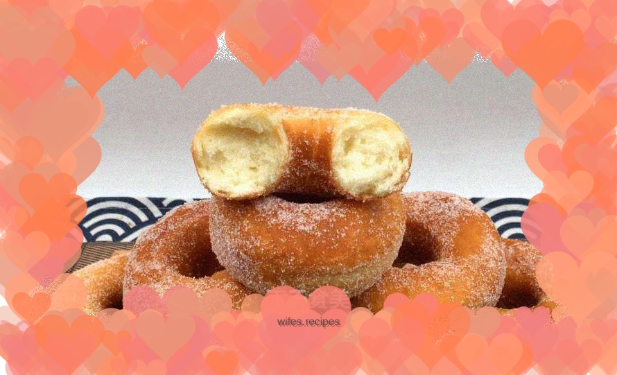 Polish donuts are bursting with heat but irresistible.