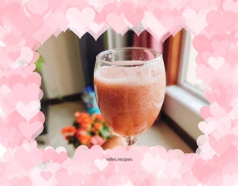 Tomato, carrot and cucumber juice