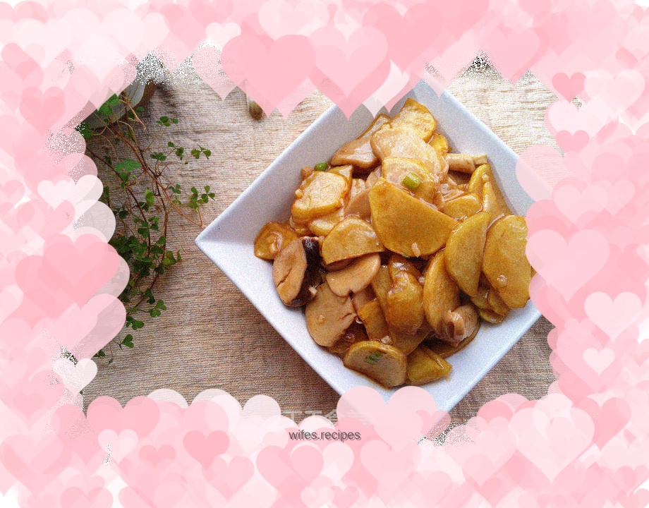 Grilled king oyster mushrooms with potato slices