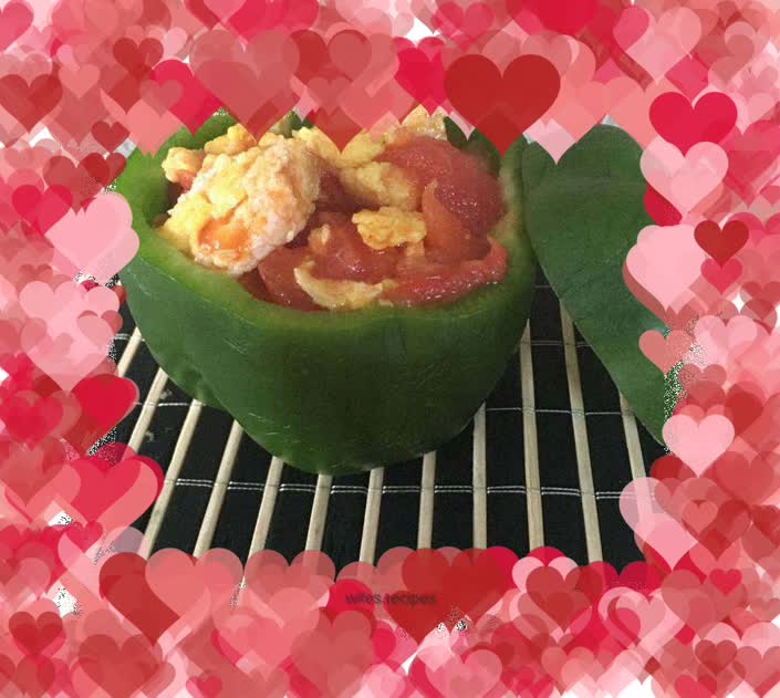 Scrambled eggs with tomatoes