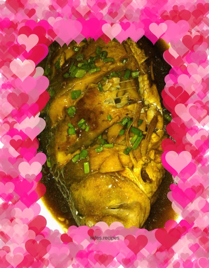 Braised crucian carp