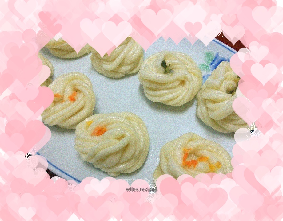 Silver floral scroll