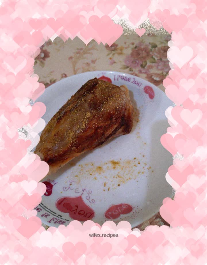 Delicious pan-fried lamb leg