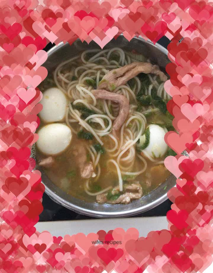 Tomato and egg noodles