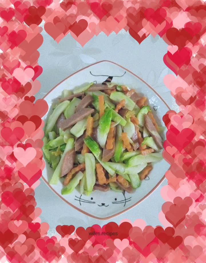 Stir-fried vegetables with garlic sausage