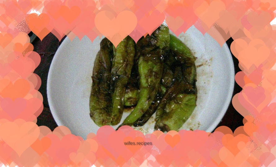 Braised peppers in oil