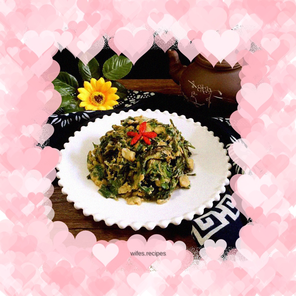 Scrambled eggs with wolfberry head