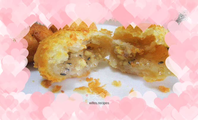 Shaanxi flavor snack "Fried Cake"