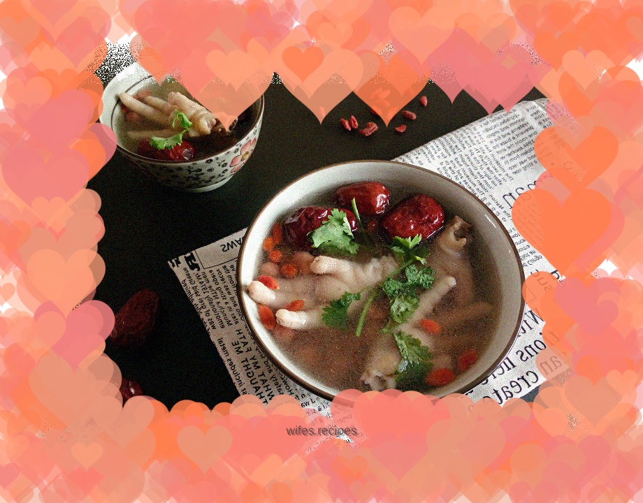 Chicken feet nourishing soup